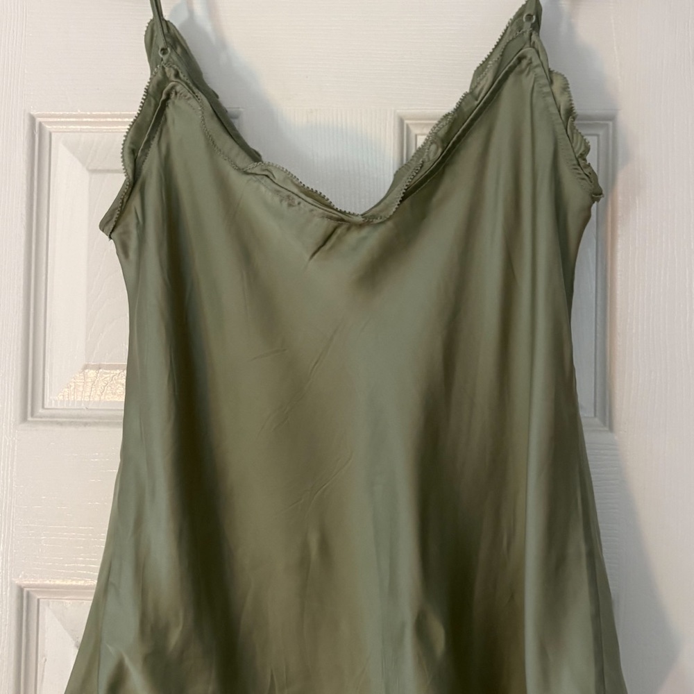 Wilfred by Aritzia Olive Green Cupro Camisole Size Medium